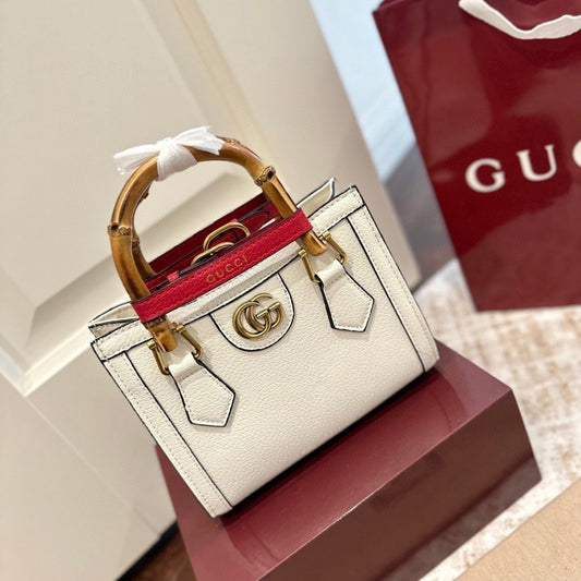 Gucci 21x21