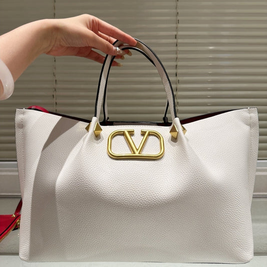 Valentino 37x24